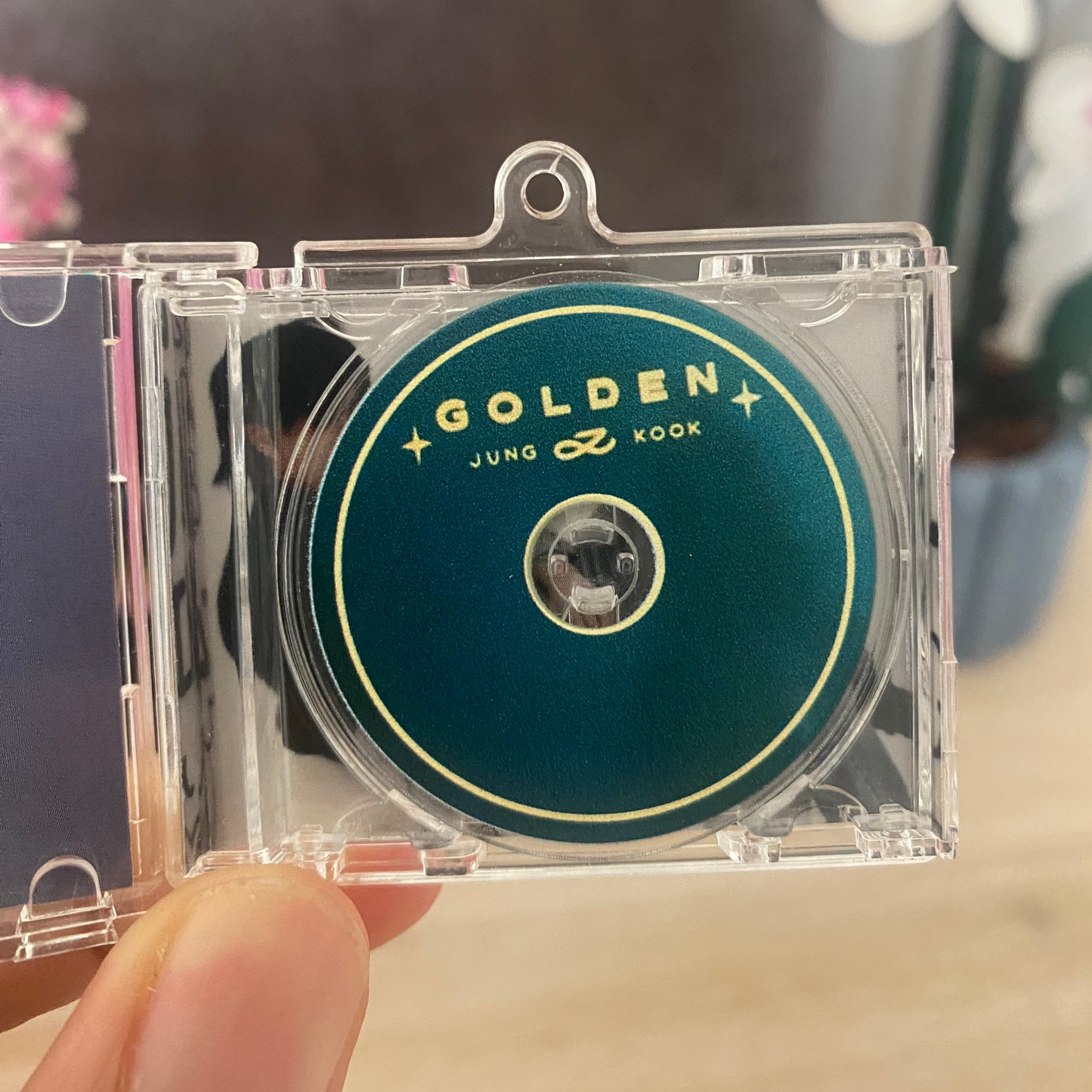 Jungkook - Golden